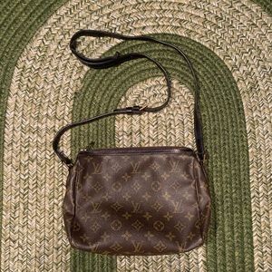 Authentic Louis Vuitton satchel